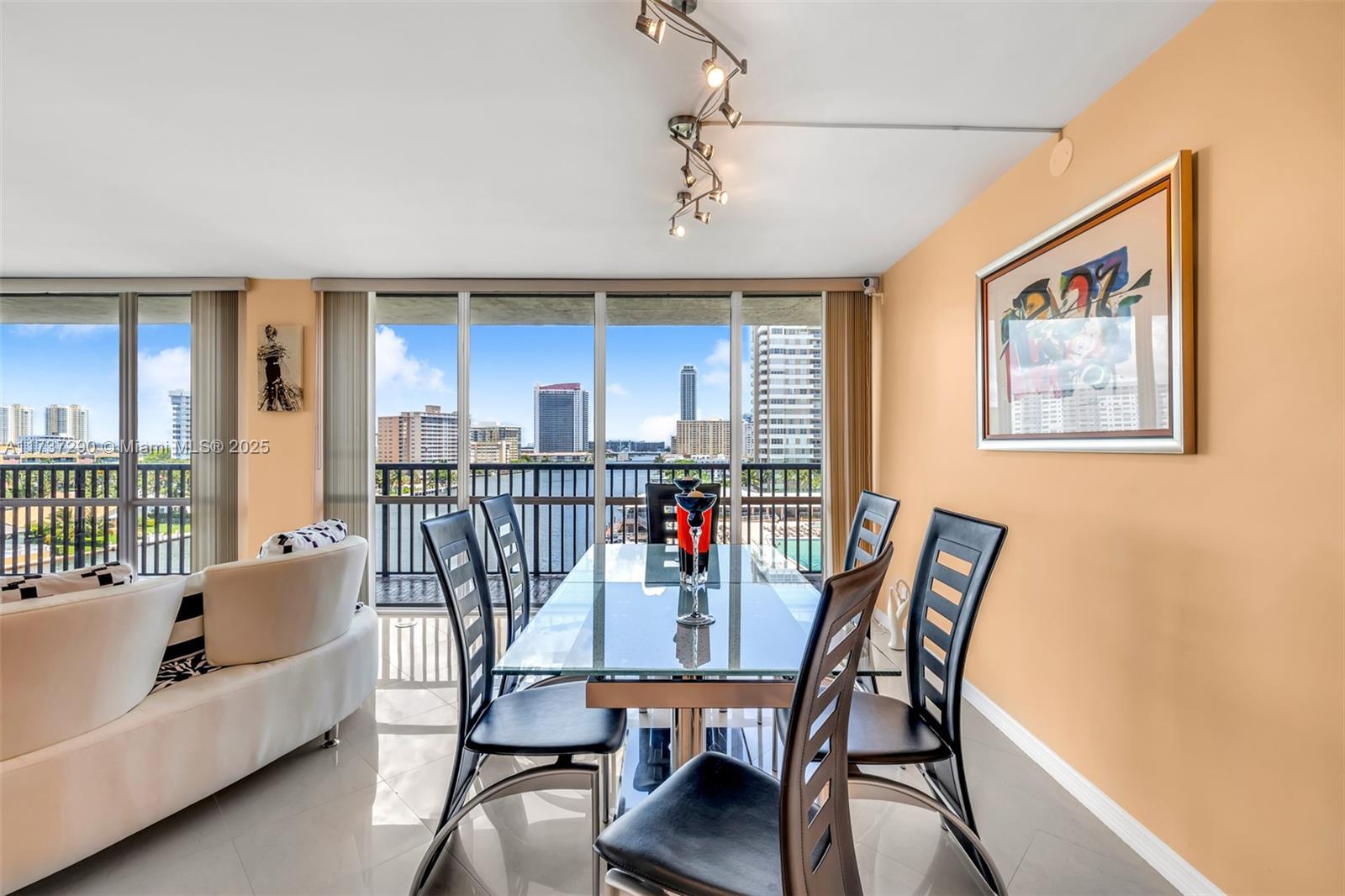 2017 S Ocean Dr # 709
