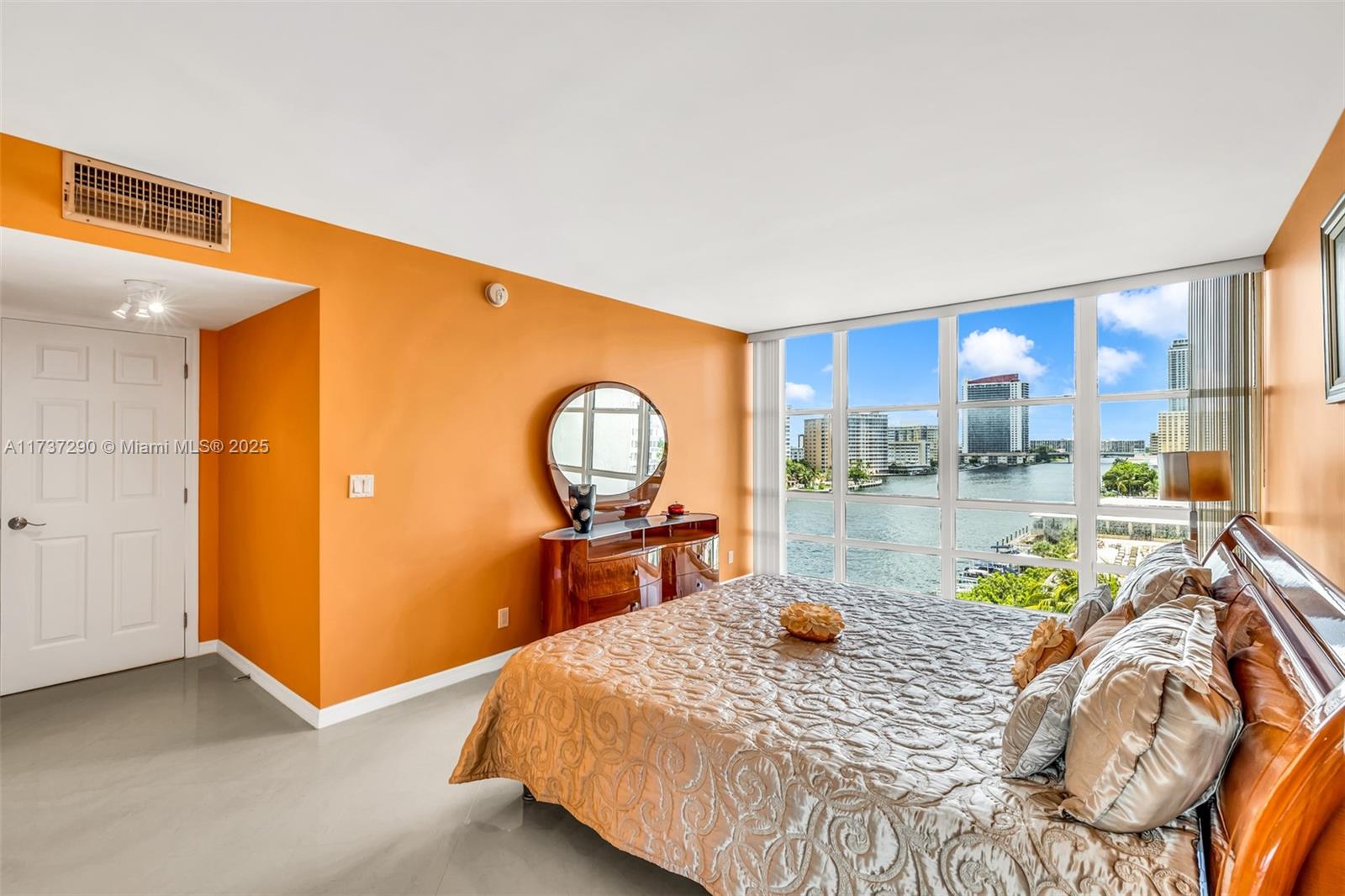 2017 S Ocean Dr # 709