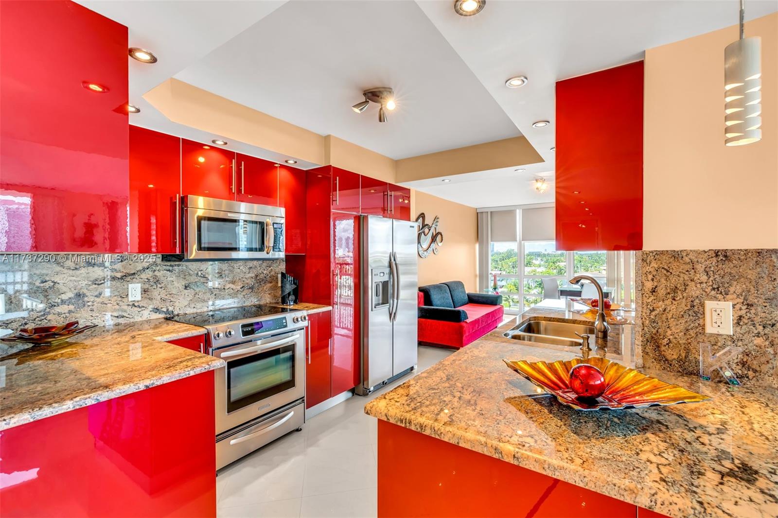 2017 S Ocean Dr # 709