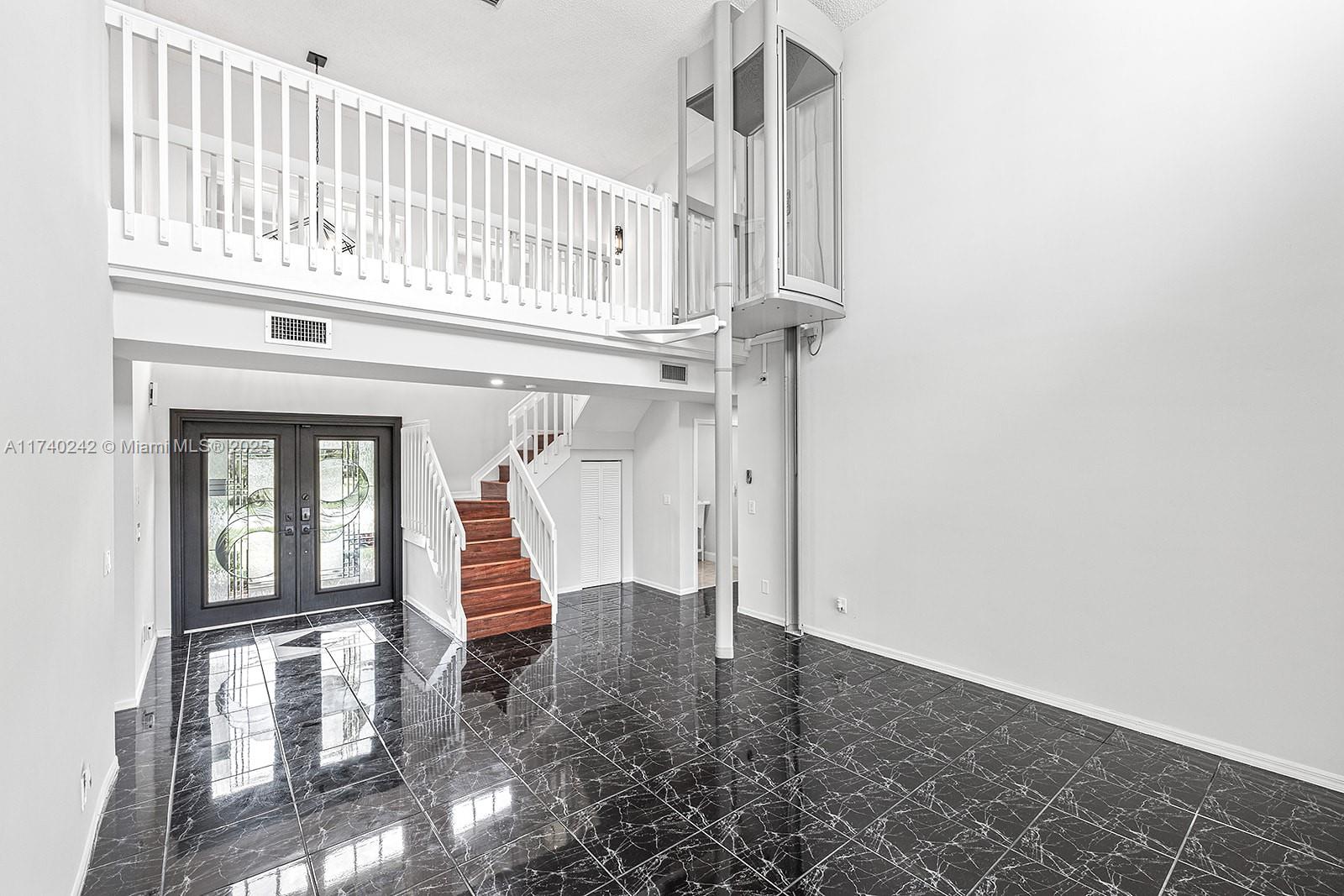 620 NW 204th Ave