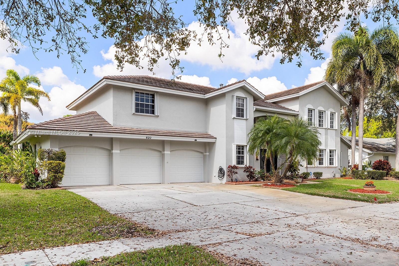 620 NW 204th Ave
