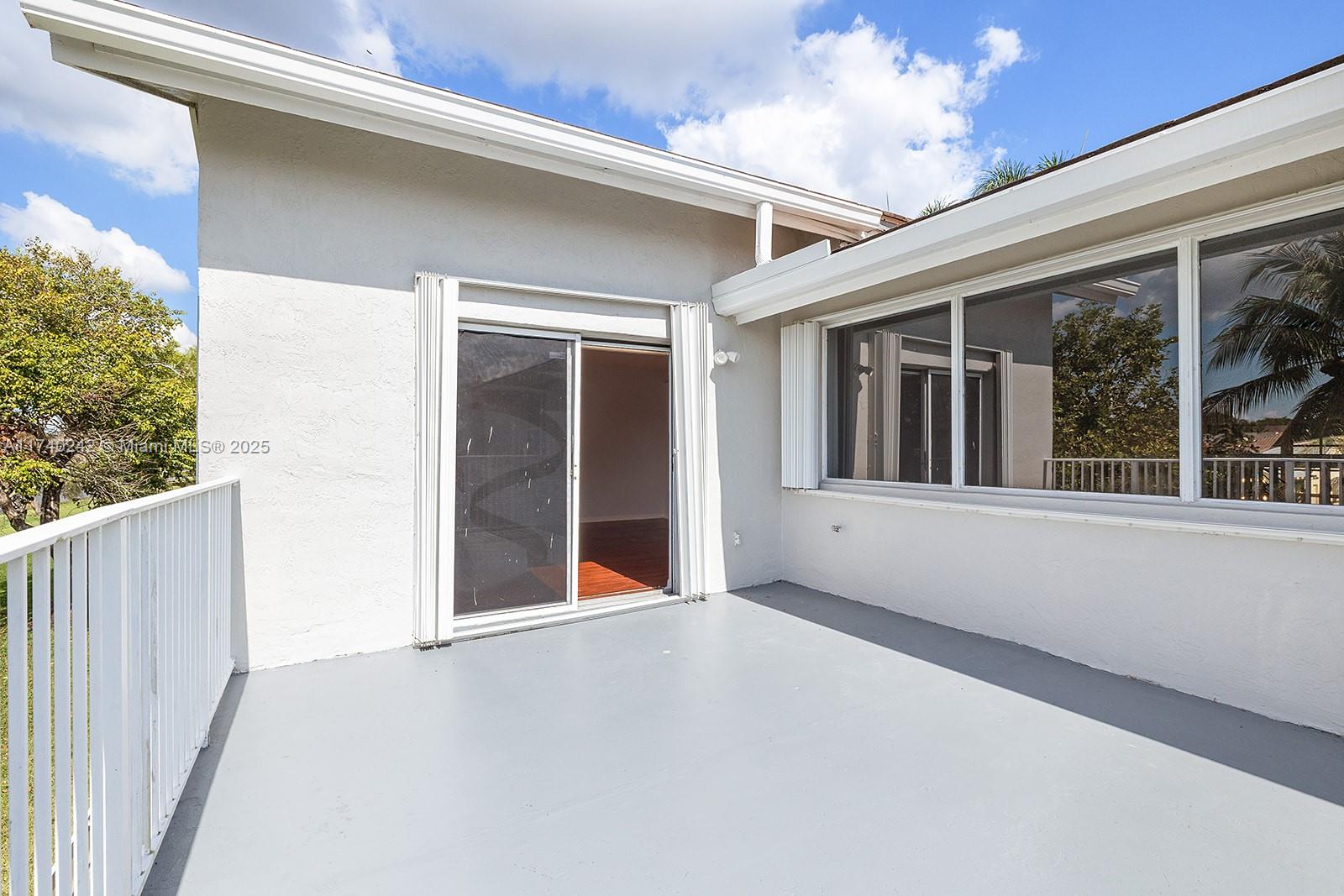 620 NW 204th Ave