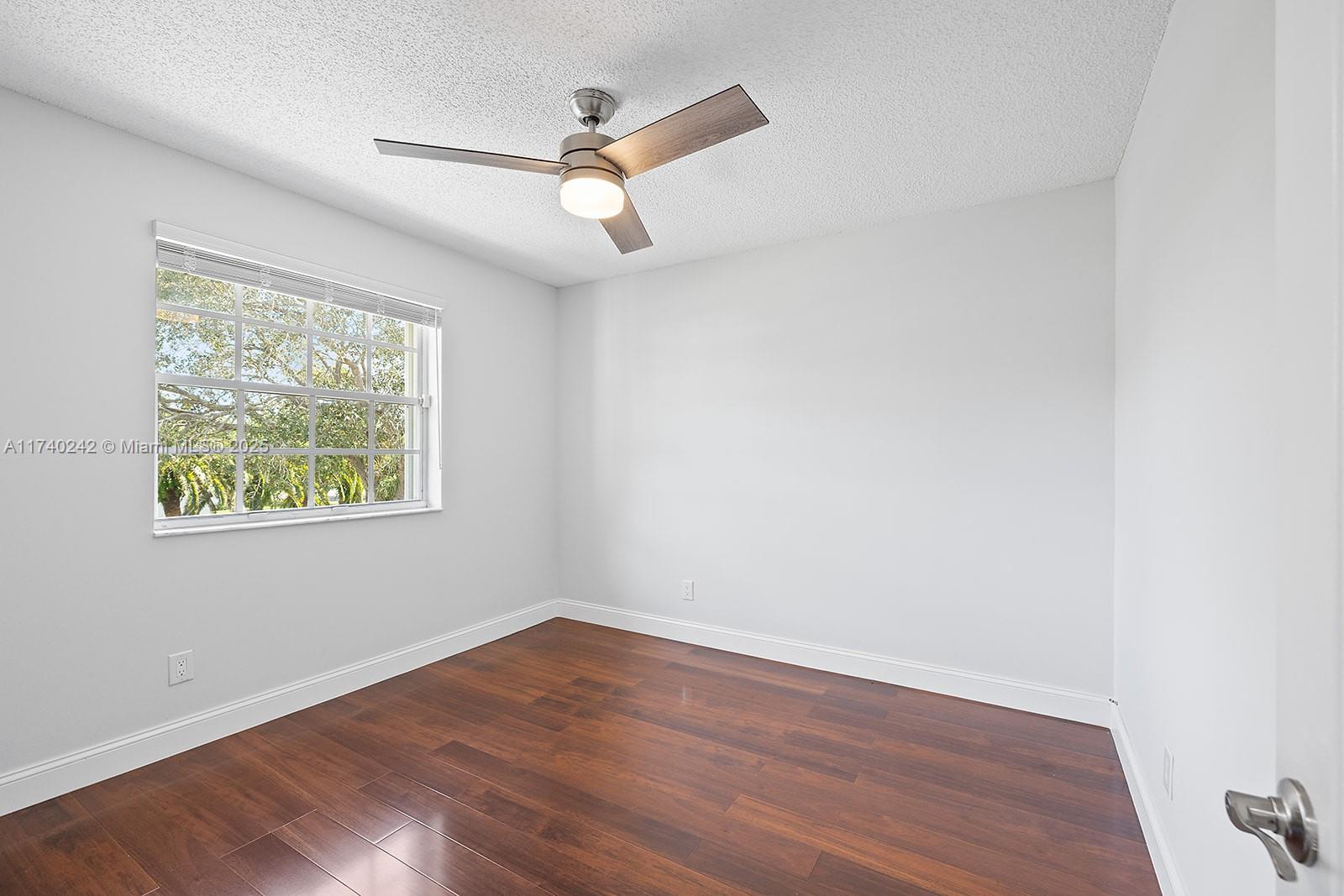 620 NW 204th Ave
