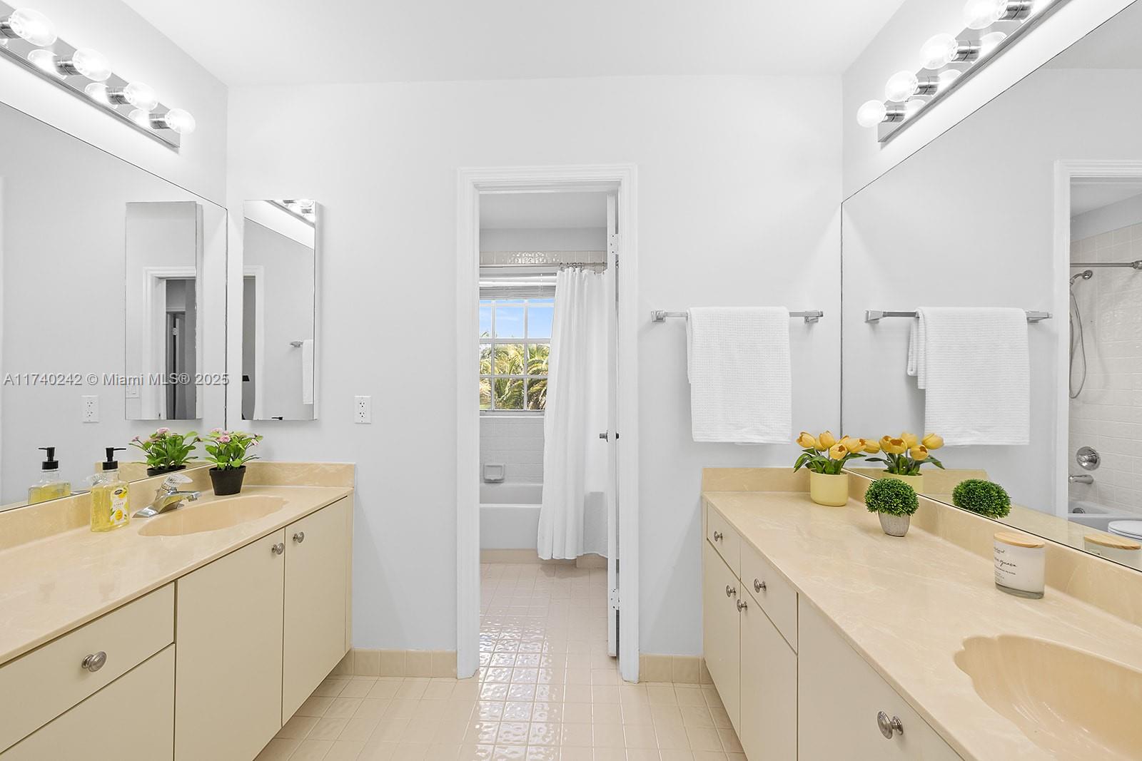 620 NW 204th Ave