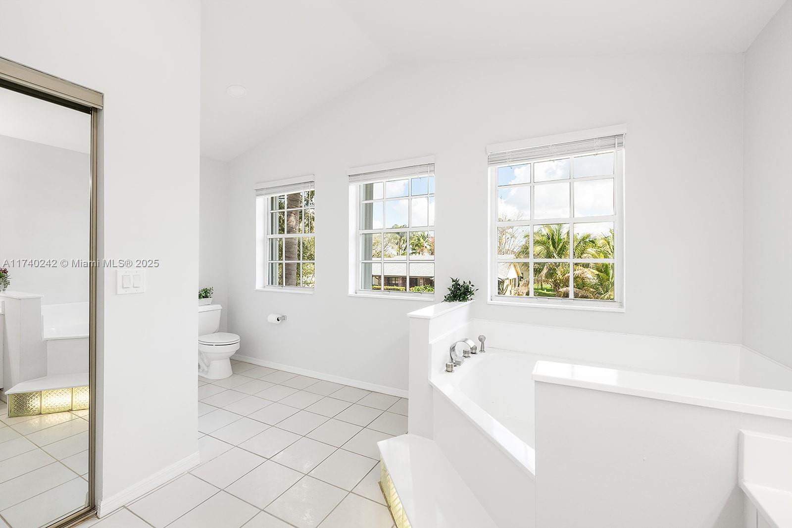 620 NW 204th Ave