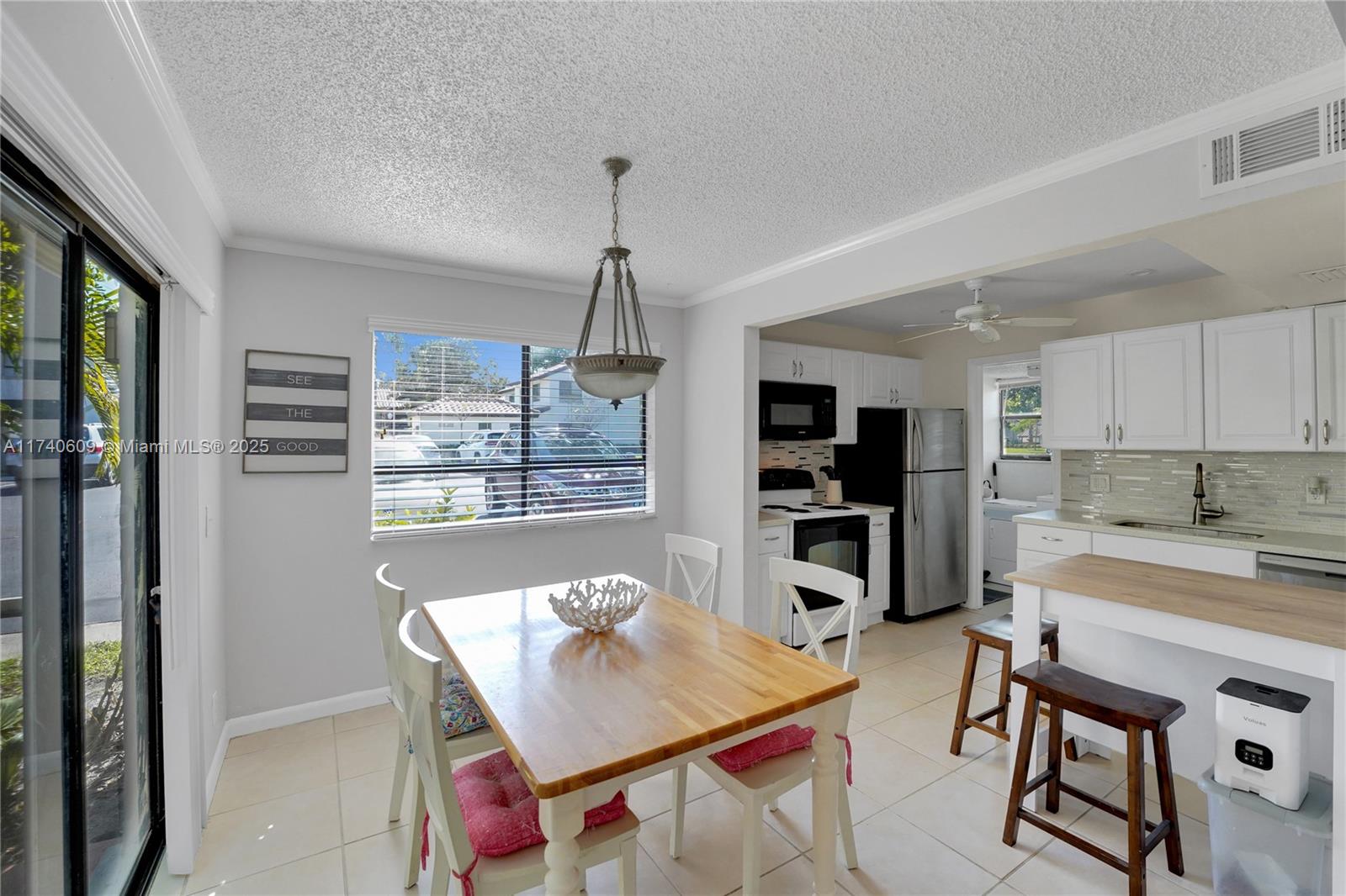 7200 NW 2nd Ave # 38
