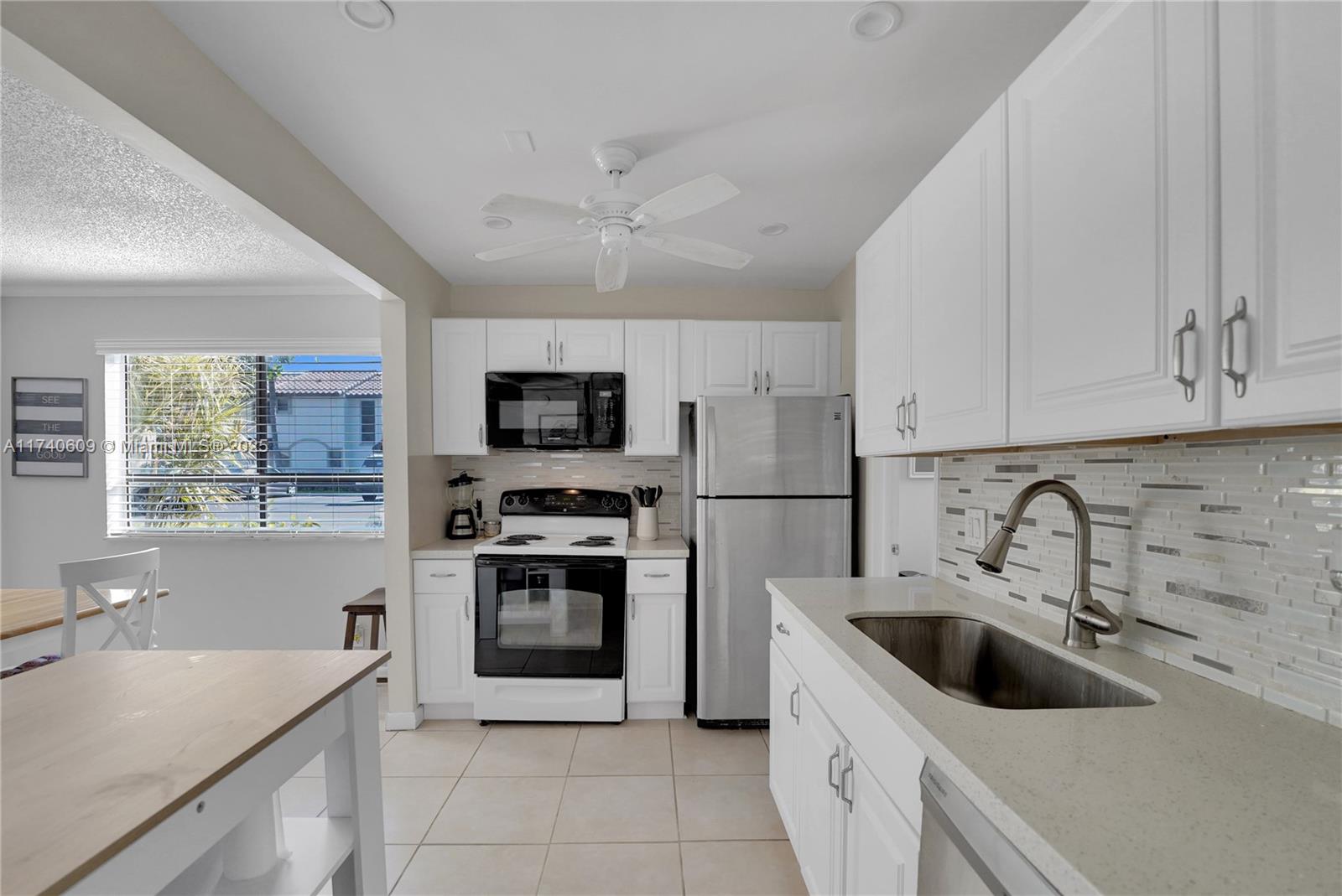 7200 NW 2nd Ave # 38