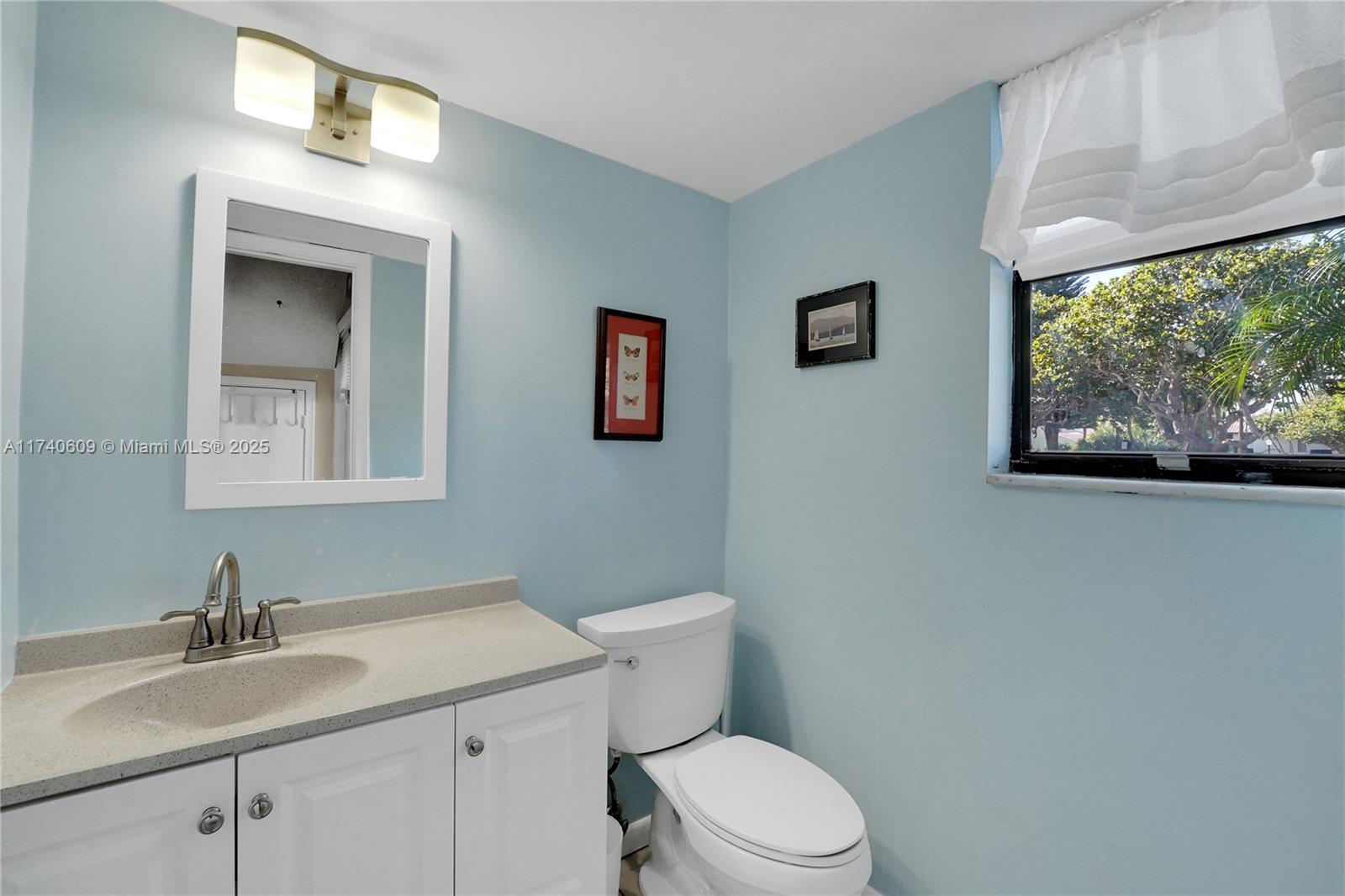 7200 NW 2nd Ave # 38