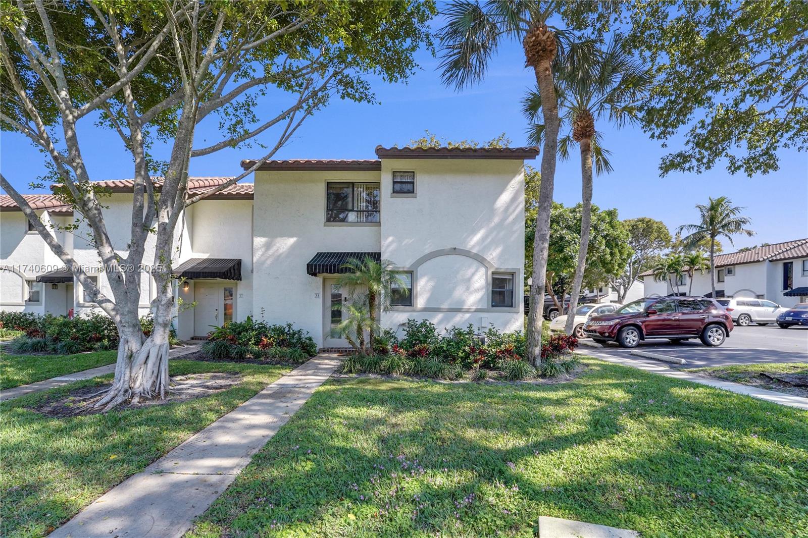 7200 NW 2nd Ave # 38