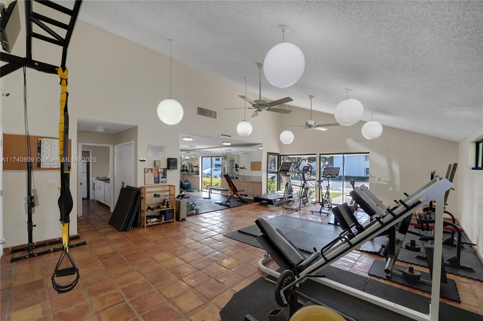 7200 NW 2nd Ave # 38