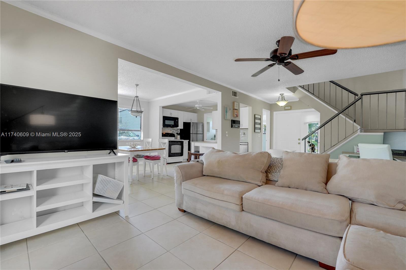 7200 NW 2nd Ave # 38