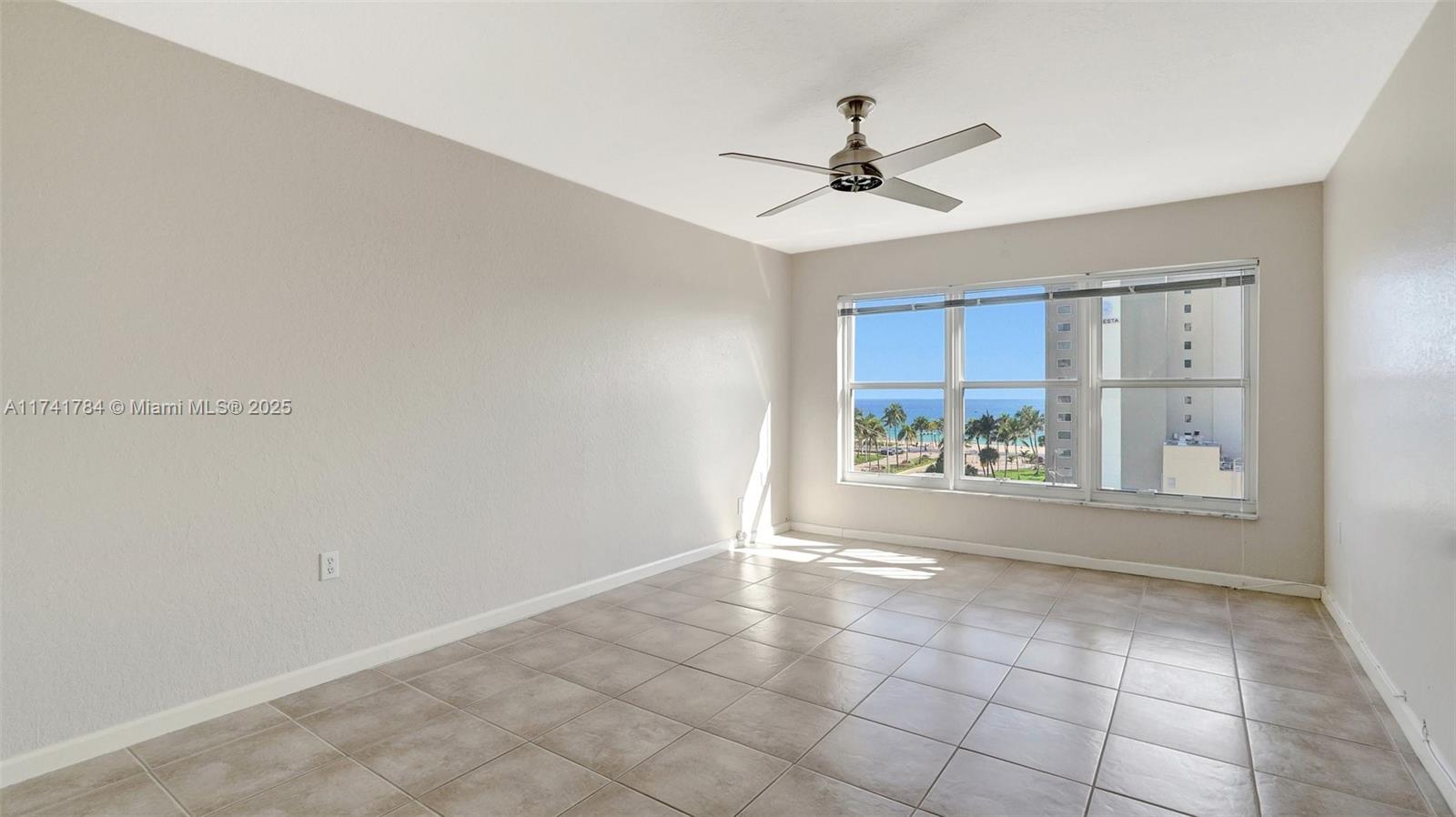 3000 E Sunrise Blvd # 6B