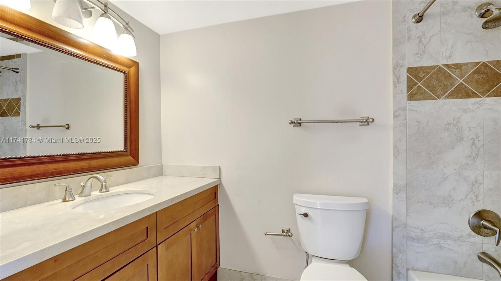 3000 E Sunrise Blvd # 6B