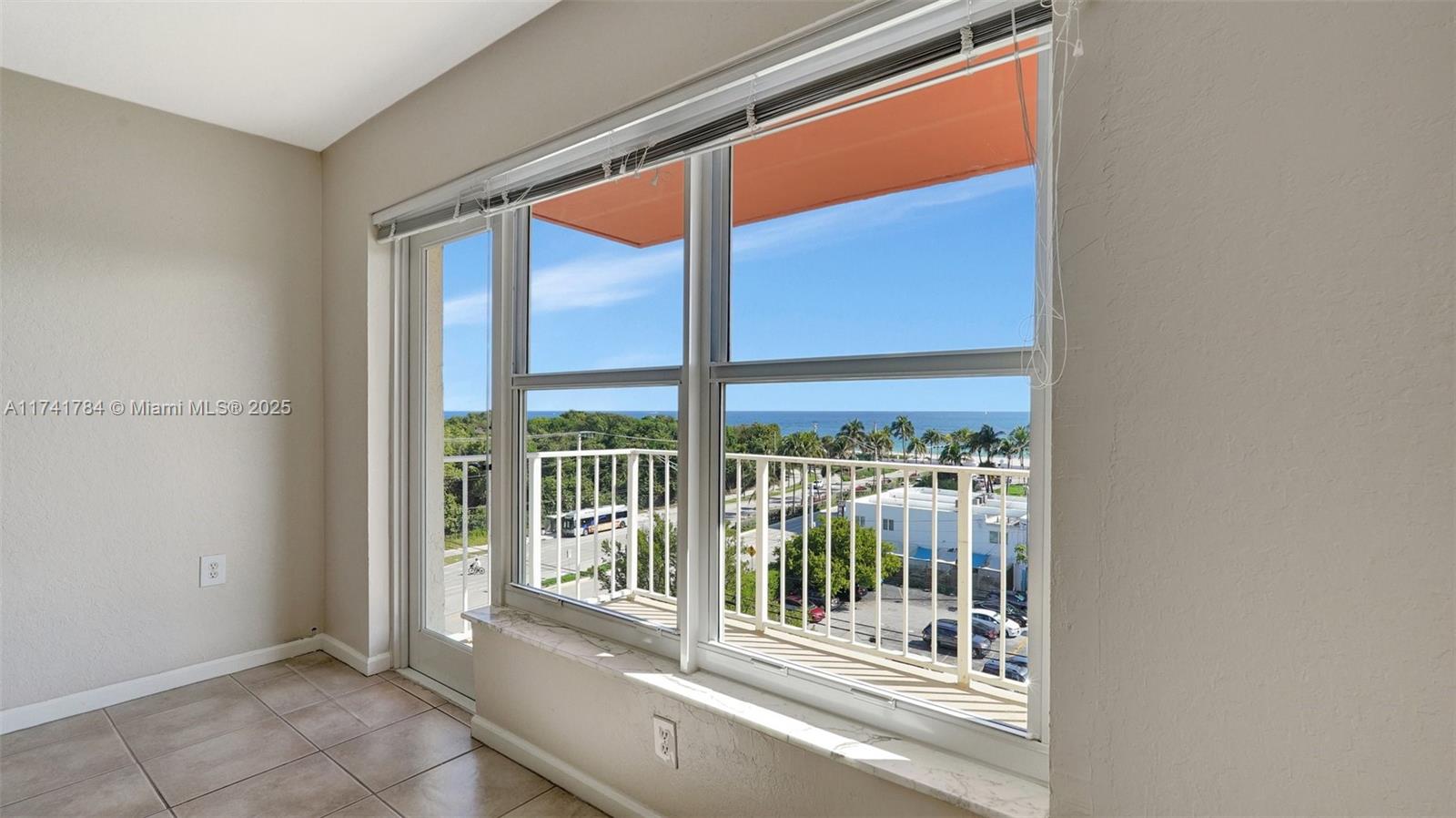 3000 E Sunrise Blvd # 6B