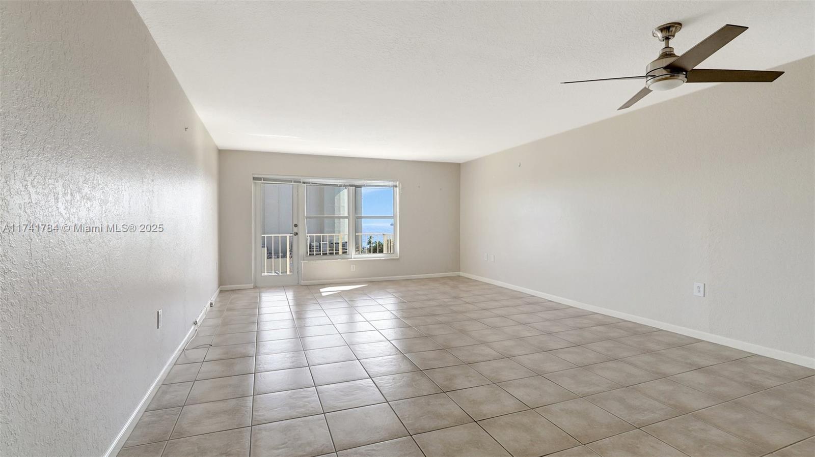 3000 E Sunrise Blvd # 6B