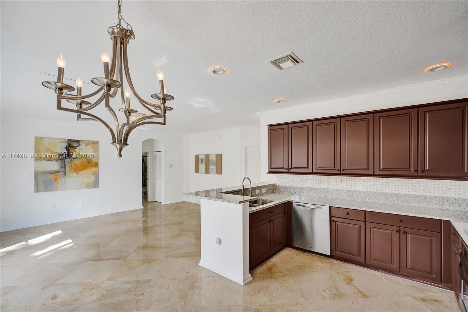 15200 SW 10th St