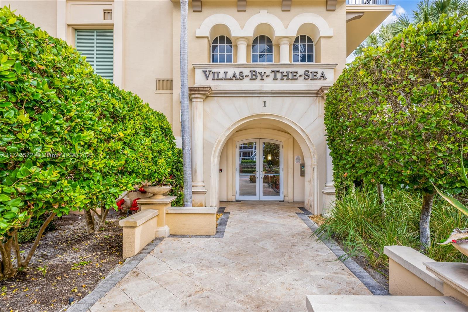 4444 El Mar Dr # 3302