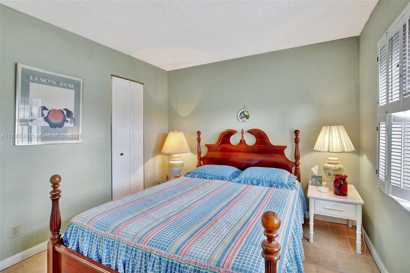 9181 Sunrise Lakes Blvd Unit: 210