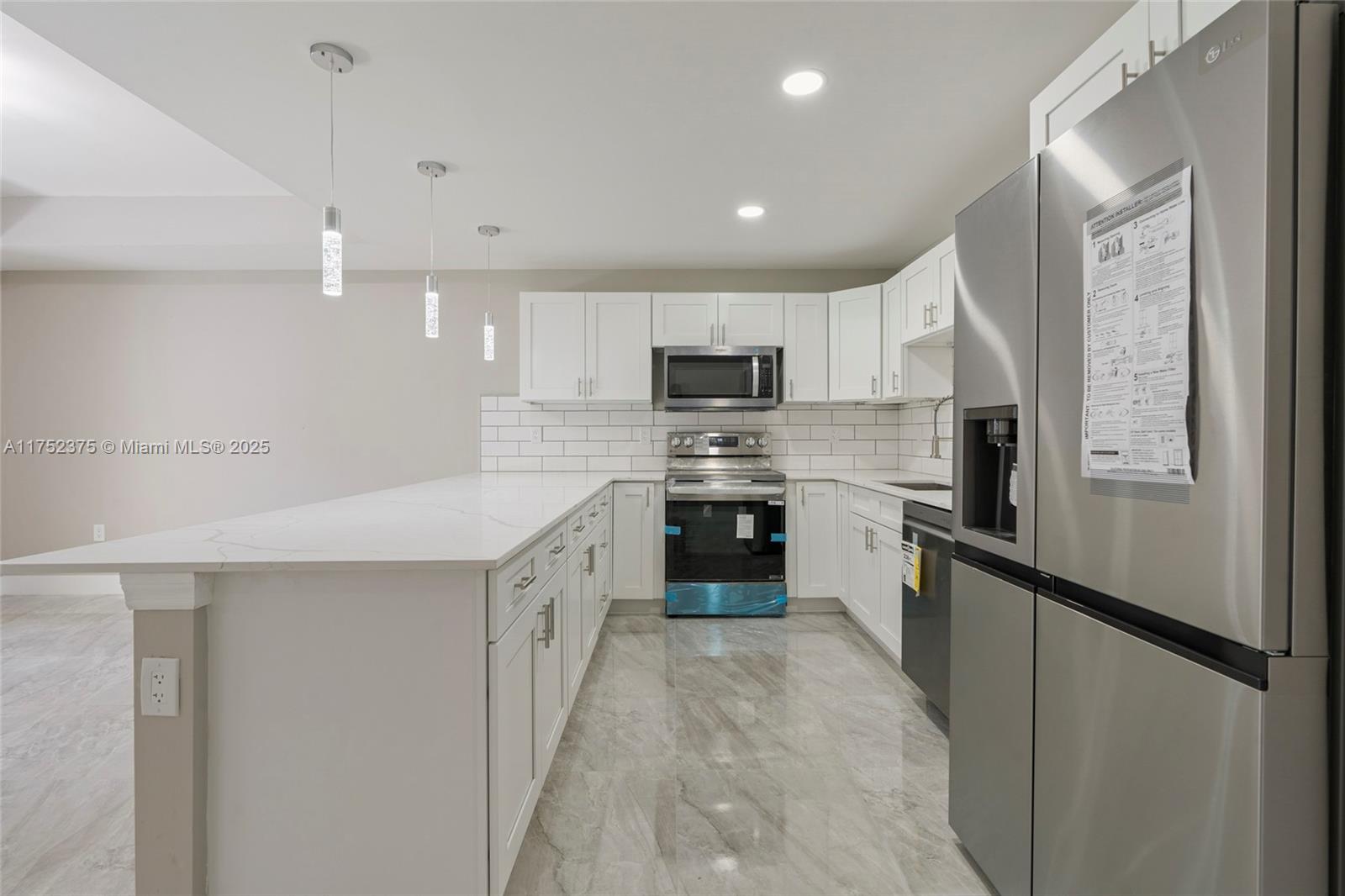 1510 E 12 ST