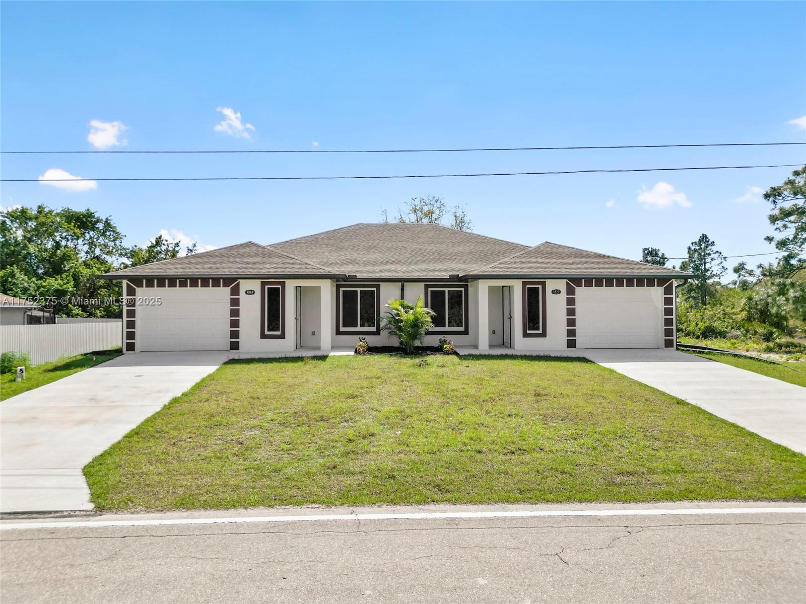 1510 E 12 ST
