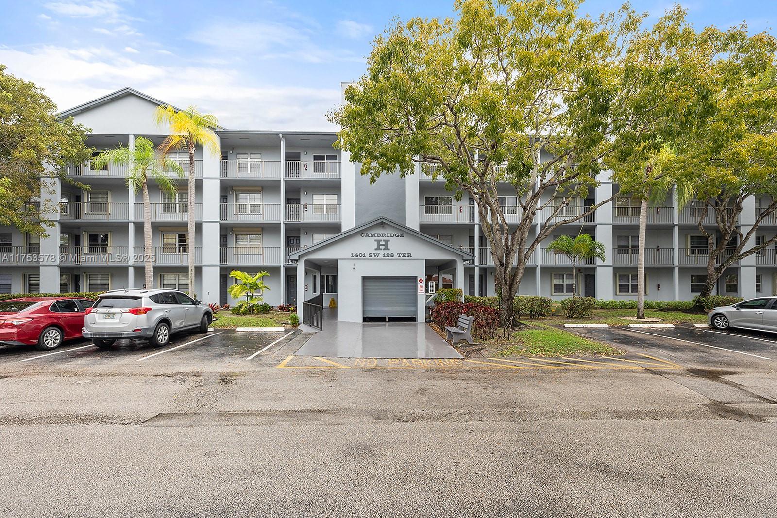 1401 SW 128th Ter # 103H