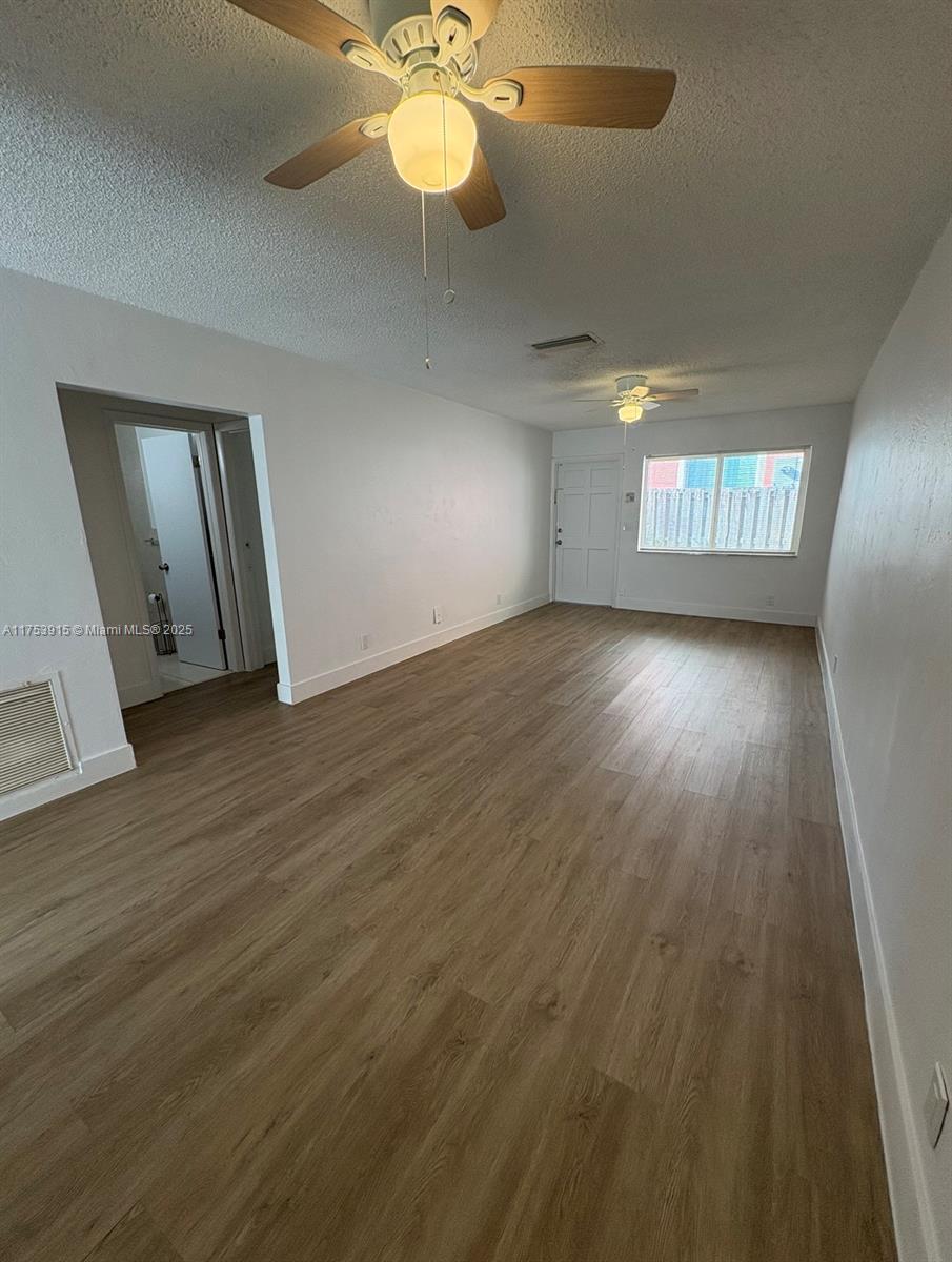 446 SW 4th Ave # 2