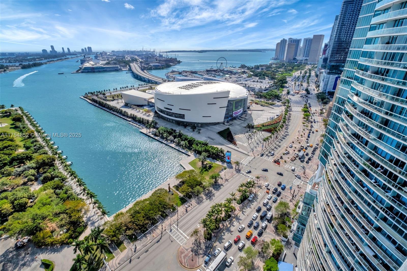 900 Biscayne Blvd # 3303