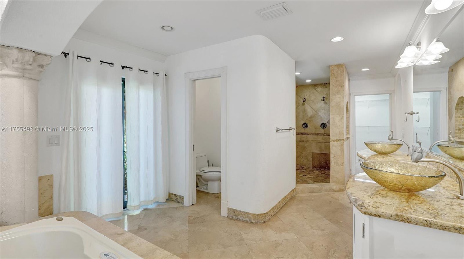 515 Lido Dr