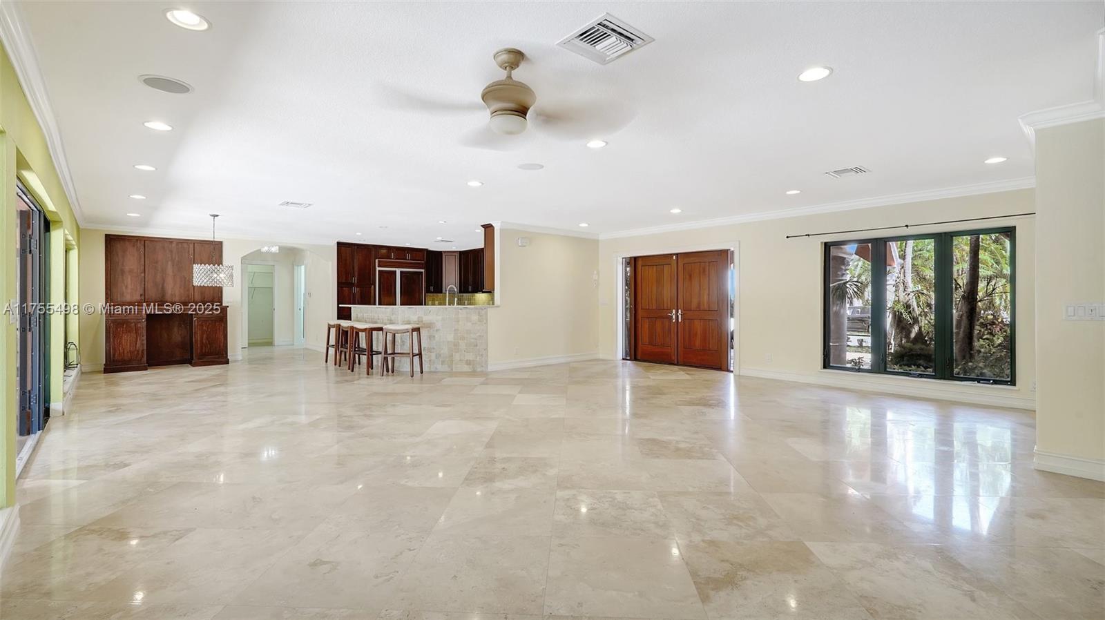 515 Lido Dr