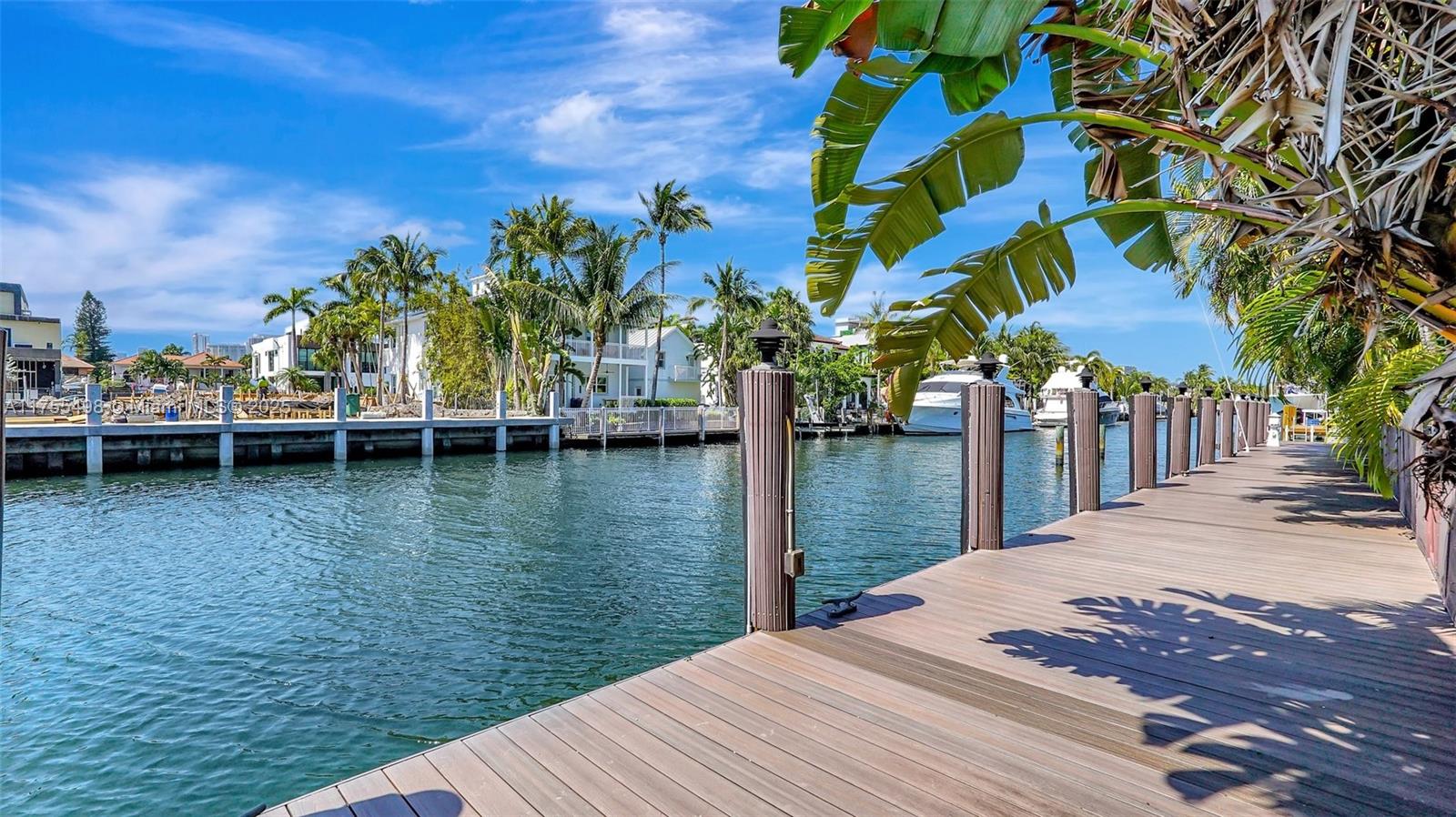 515 Lido Dr