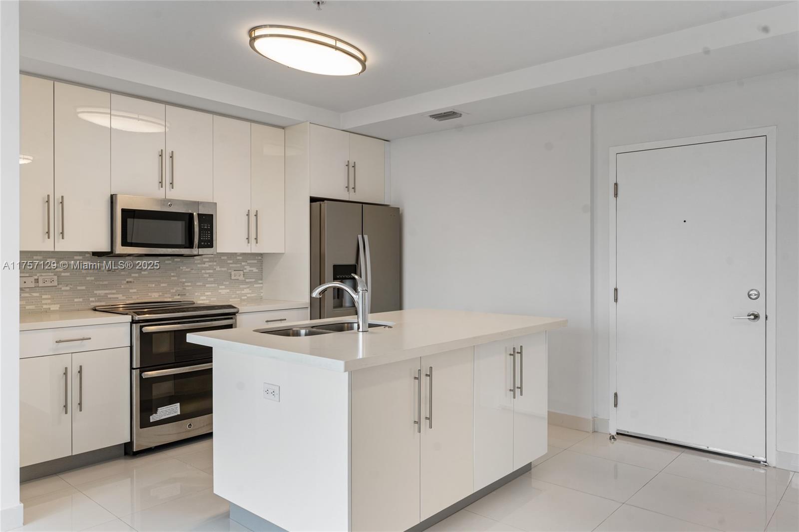 2651 NE 212th Ter # 403