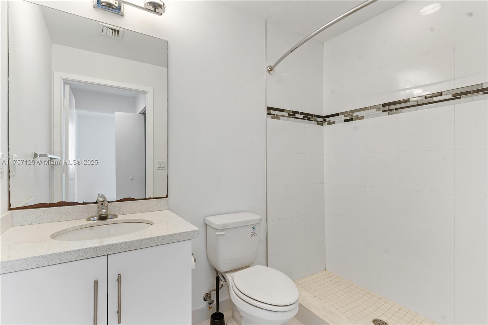 2651 NE 212th Ter # 403
