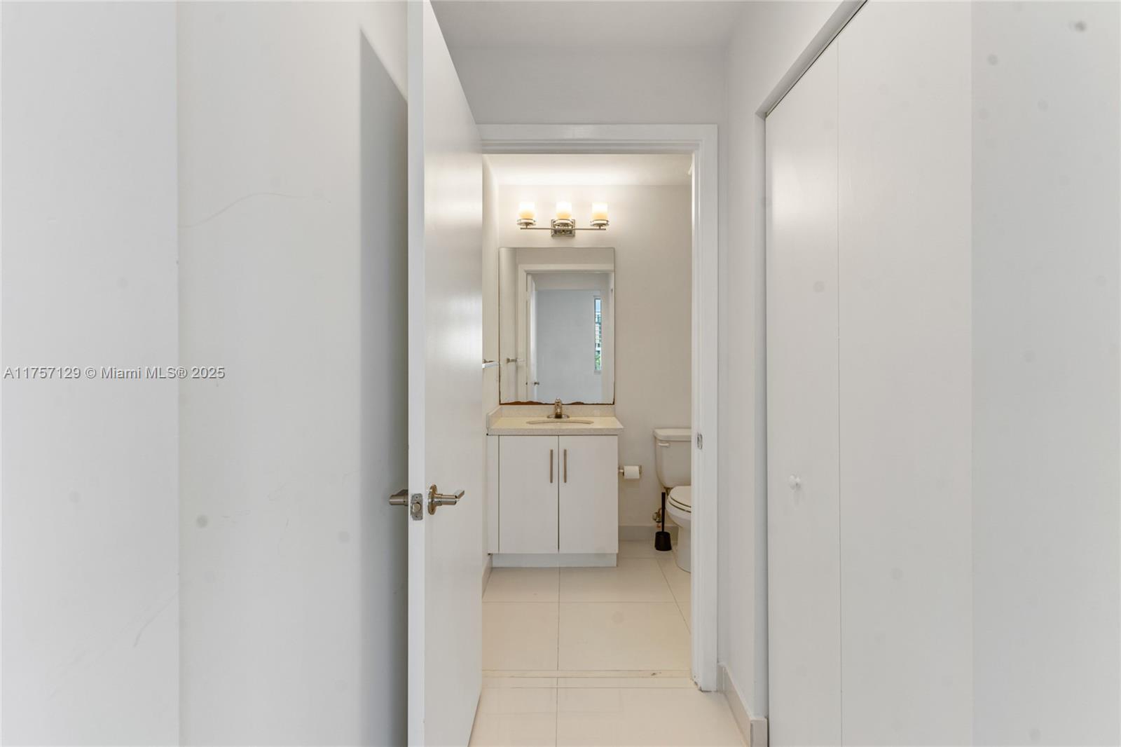 2651 NE 212th Ter # 403