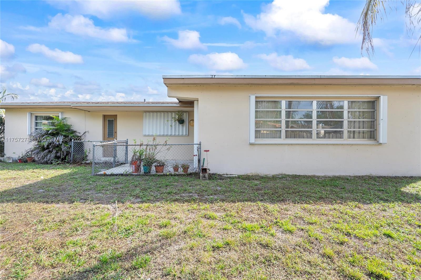 8301 NW 17th Ct