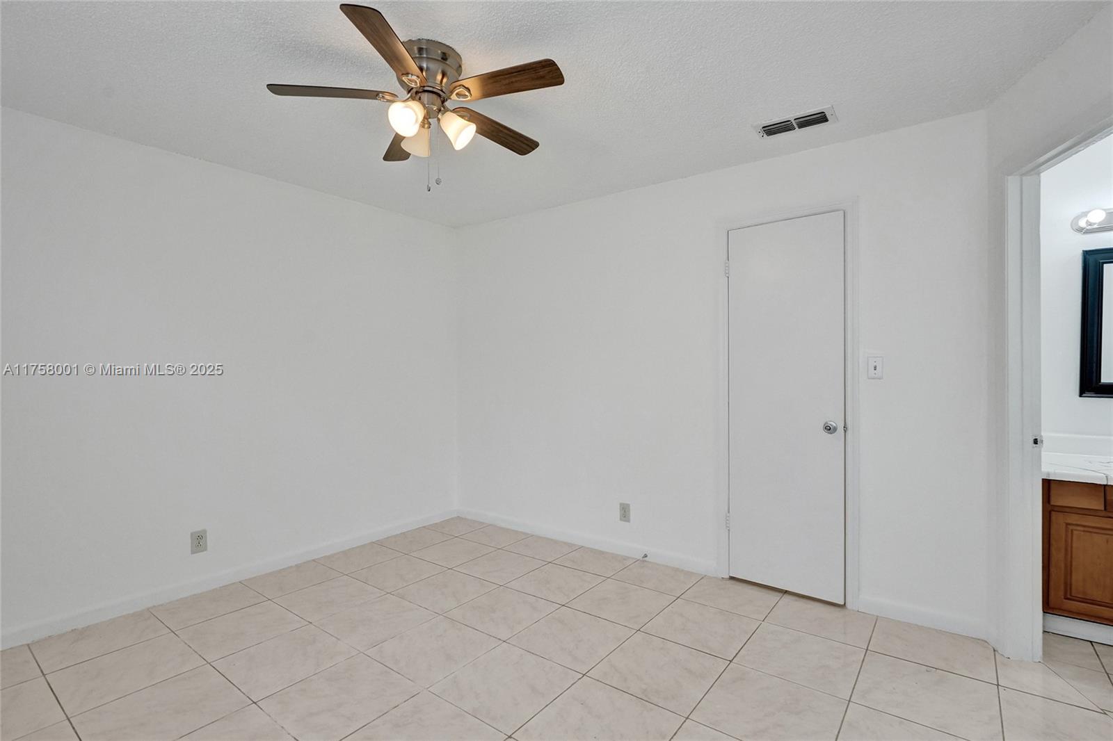 2866 S University Dr # 5107