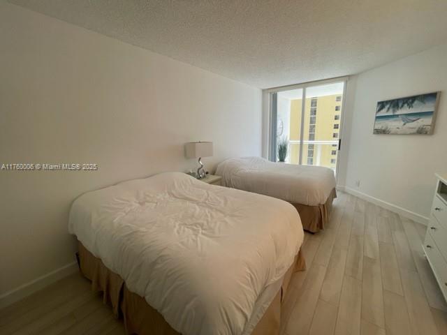 16425 Collins Ave # 1912