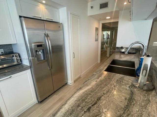 16425 Collins Ave # 1912