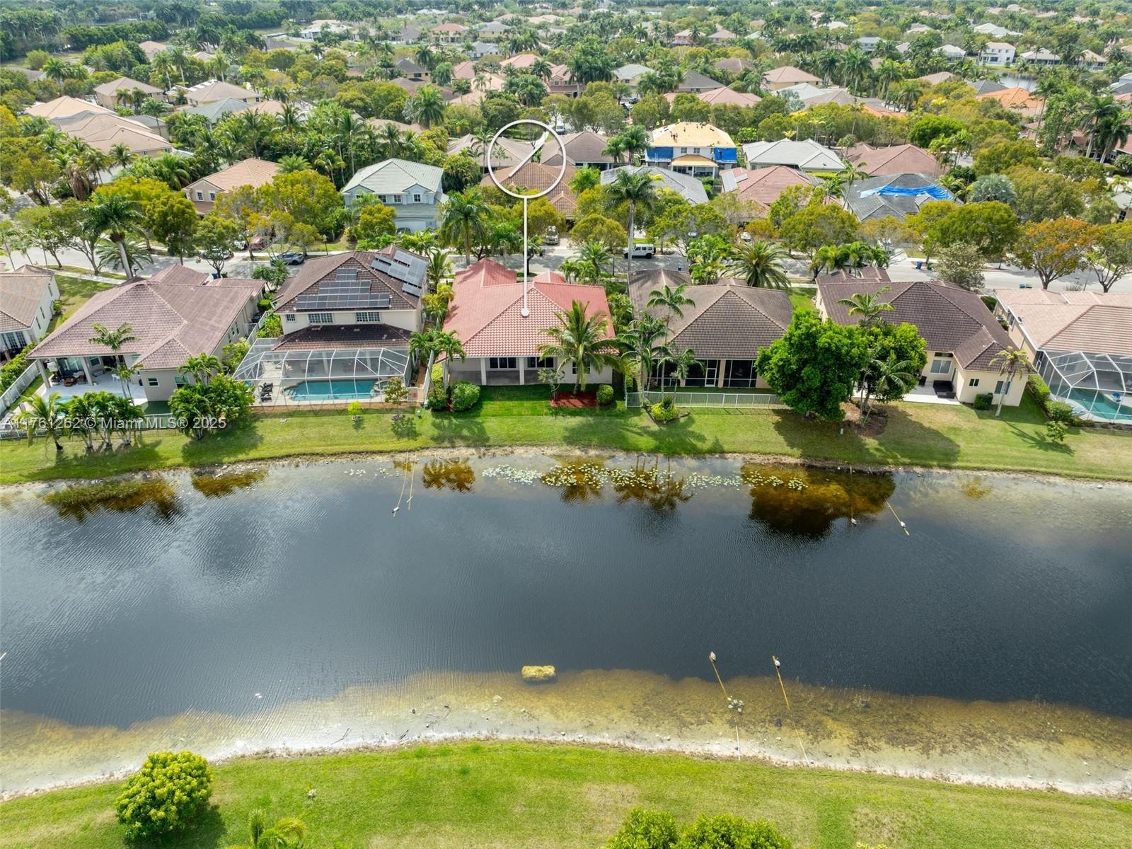1636 Blue Jay Cir