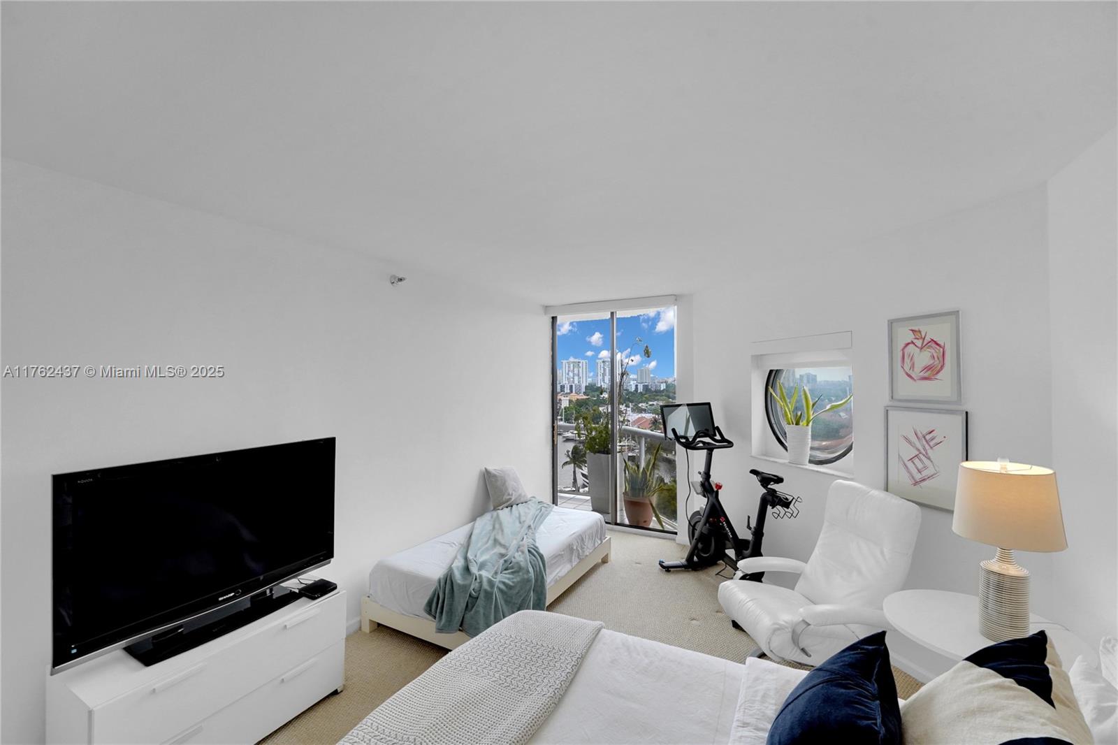 3610 Yacht Club Dr # 1014