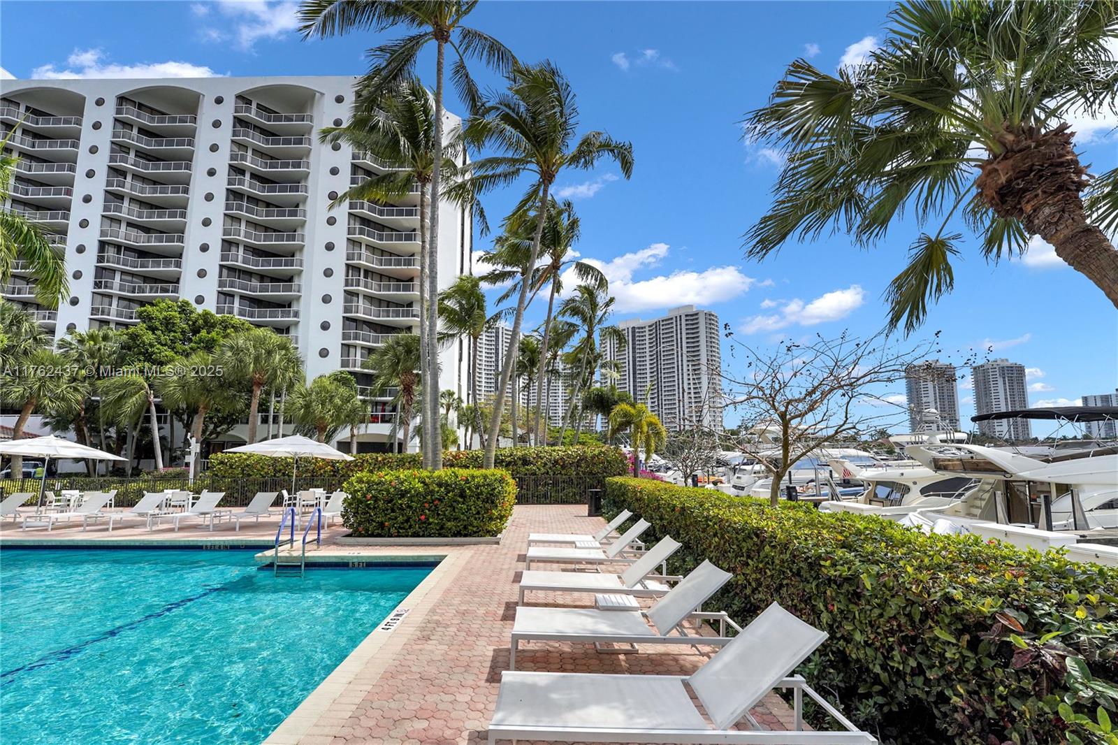 3610 Yacht Club Dr # 1014