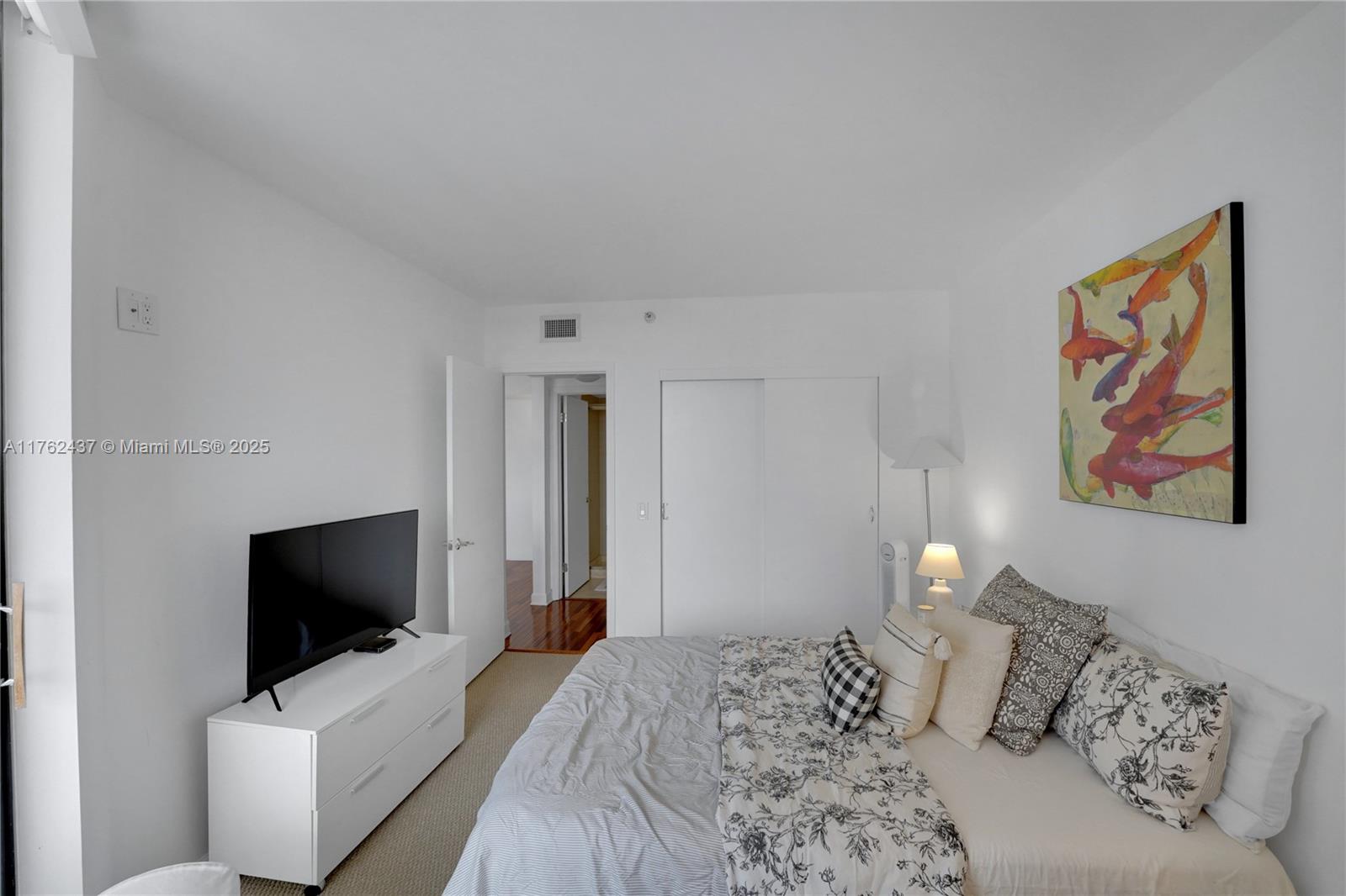 3610 Yacht Club Dr # 1014