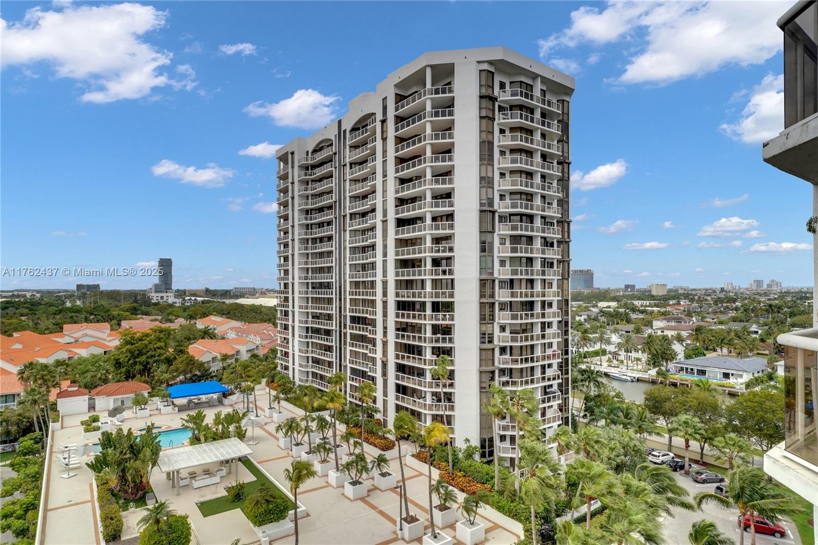 3610 Yacht Club Dr # 1014