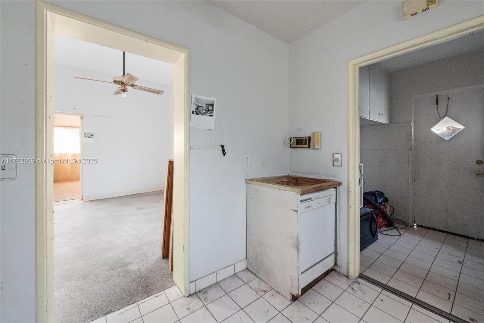 1601 NE 14th St