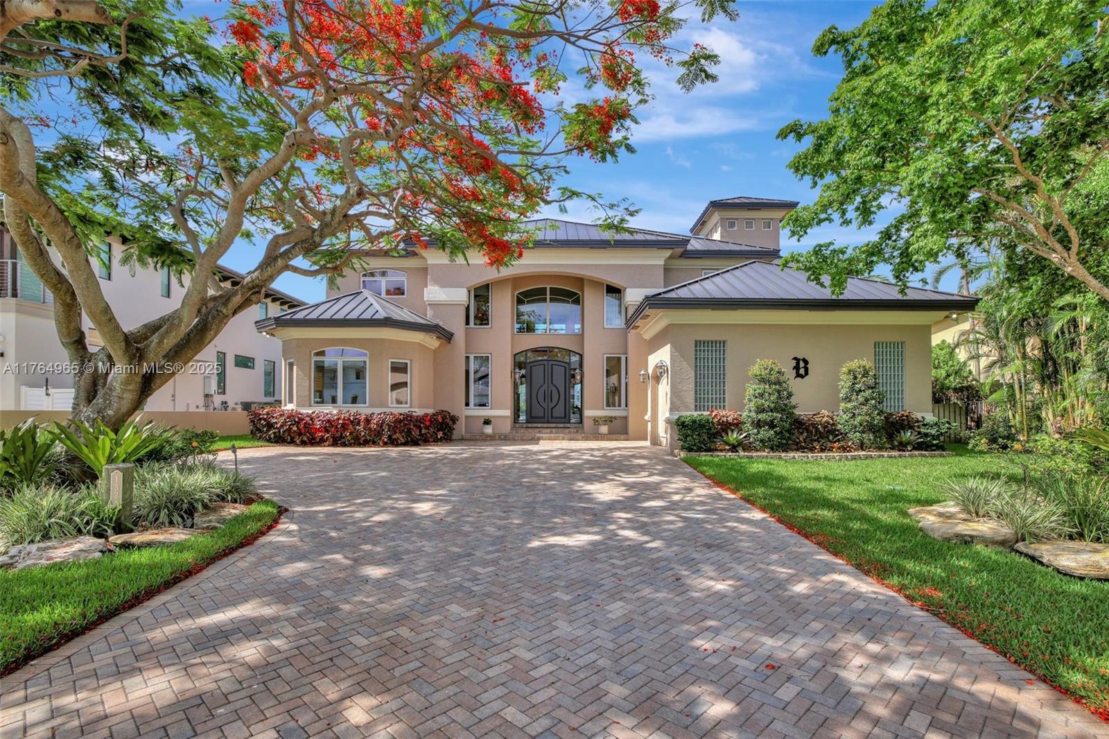 1328 Seminole Dr