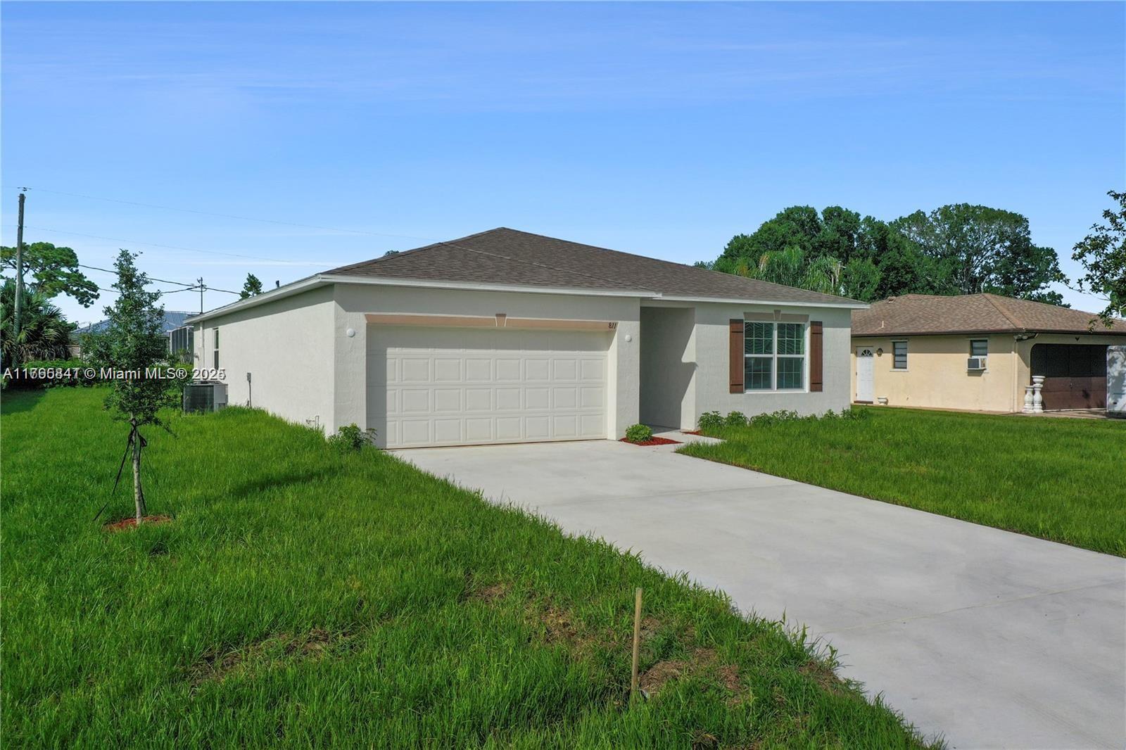 811 SE Seahouse Dr, Port St. Lucie