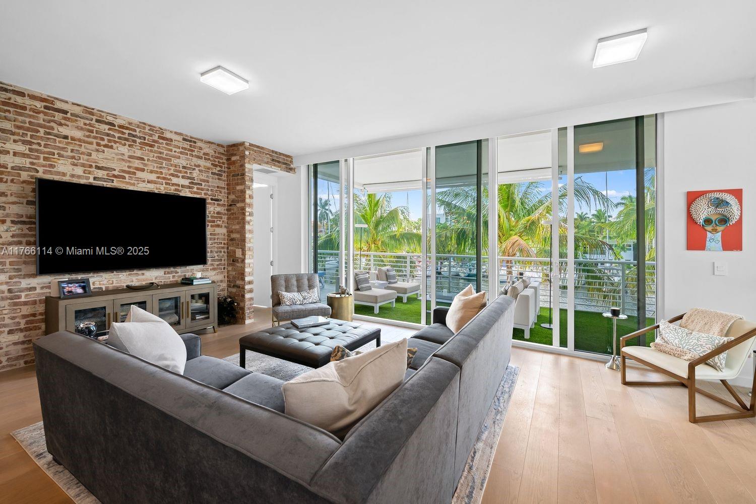 151 Isle Of Venice Dr # 2A