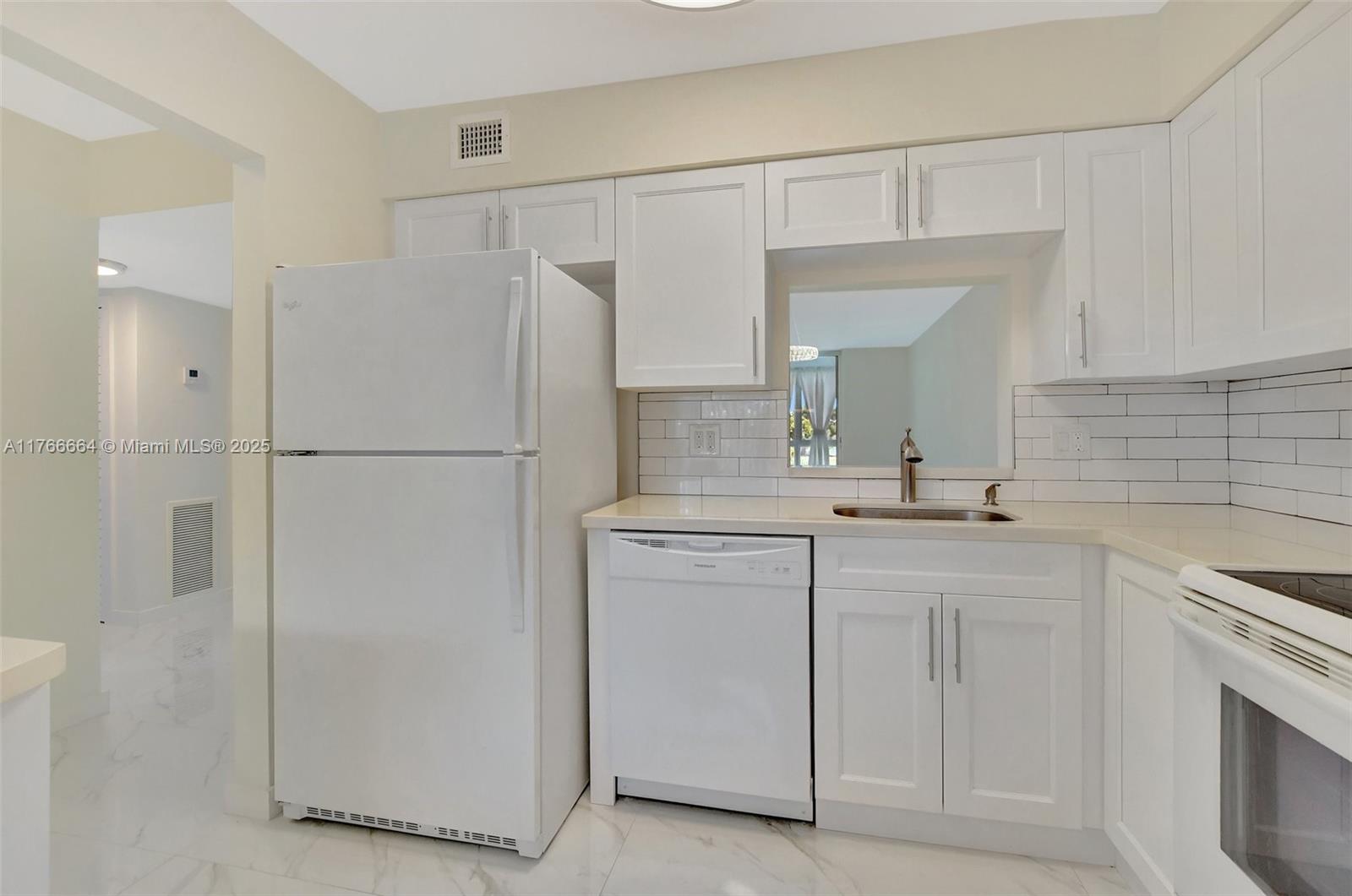 260 NW 76th Ave # 301