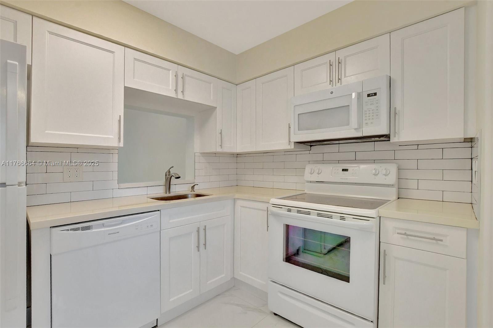 260 NW 76th Ave # 301