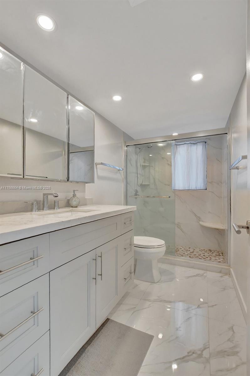 260 NW 76th Ave # 301
