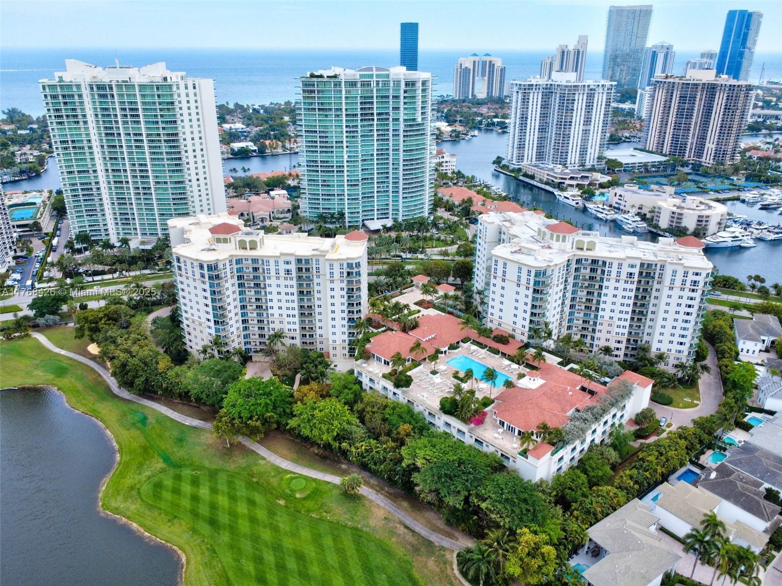 20000 E Country Club Dr # 802